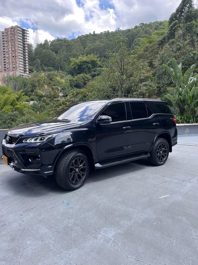 Toyota Fortuner 2023 diésel